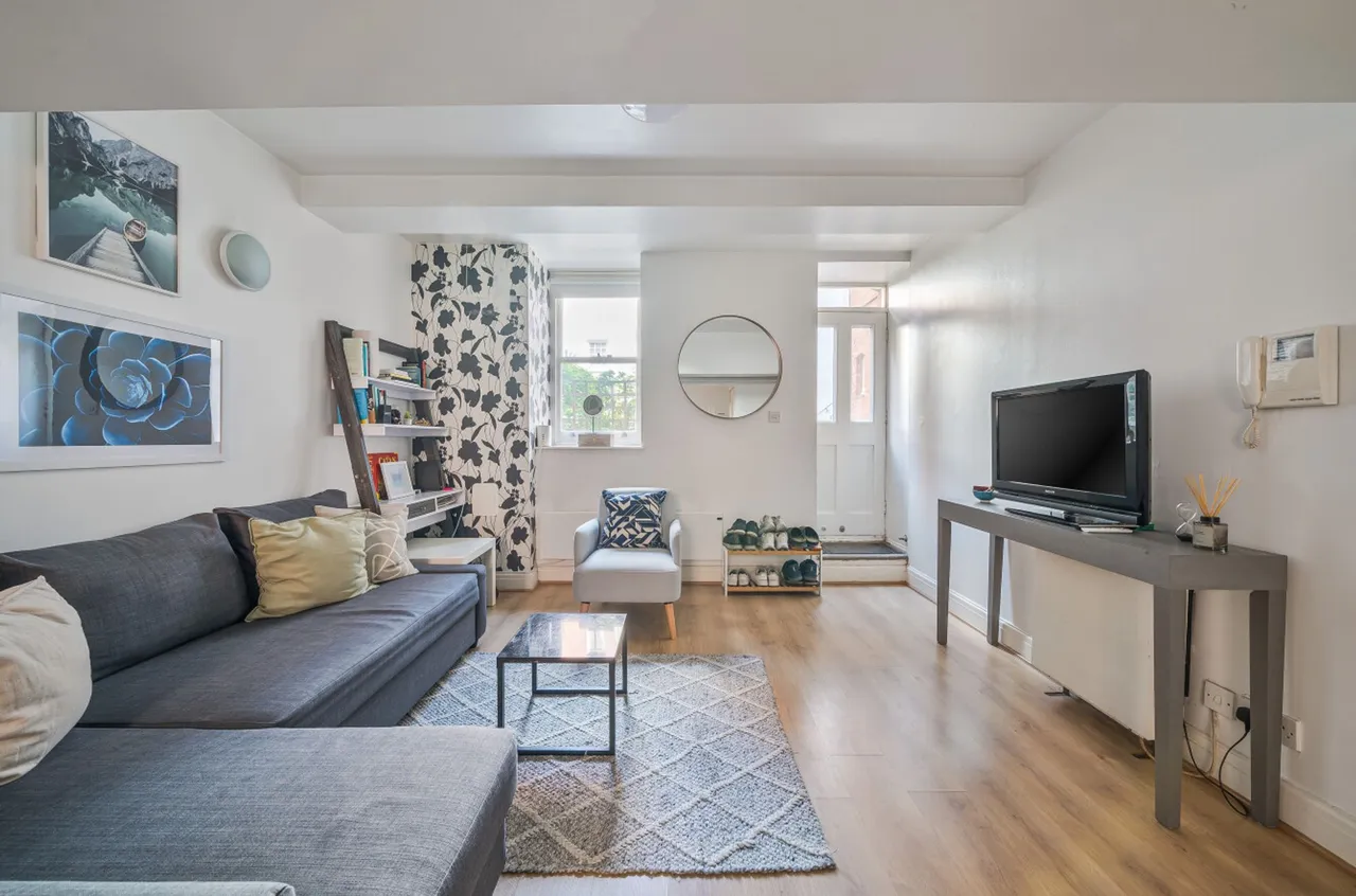 Flat 1, Belgrave House 1-7 Clapham Road, London, London, SW9 0JP, photo 2