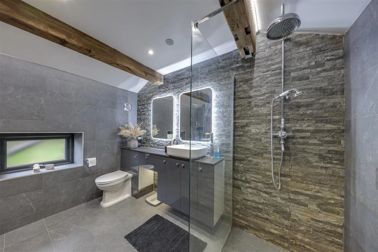Hollin Lane, Rawtenstall, photo 24