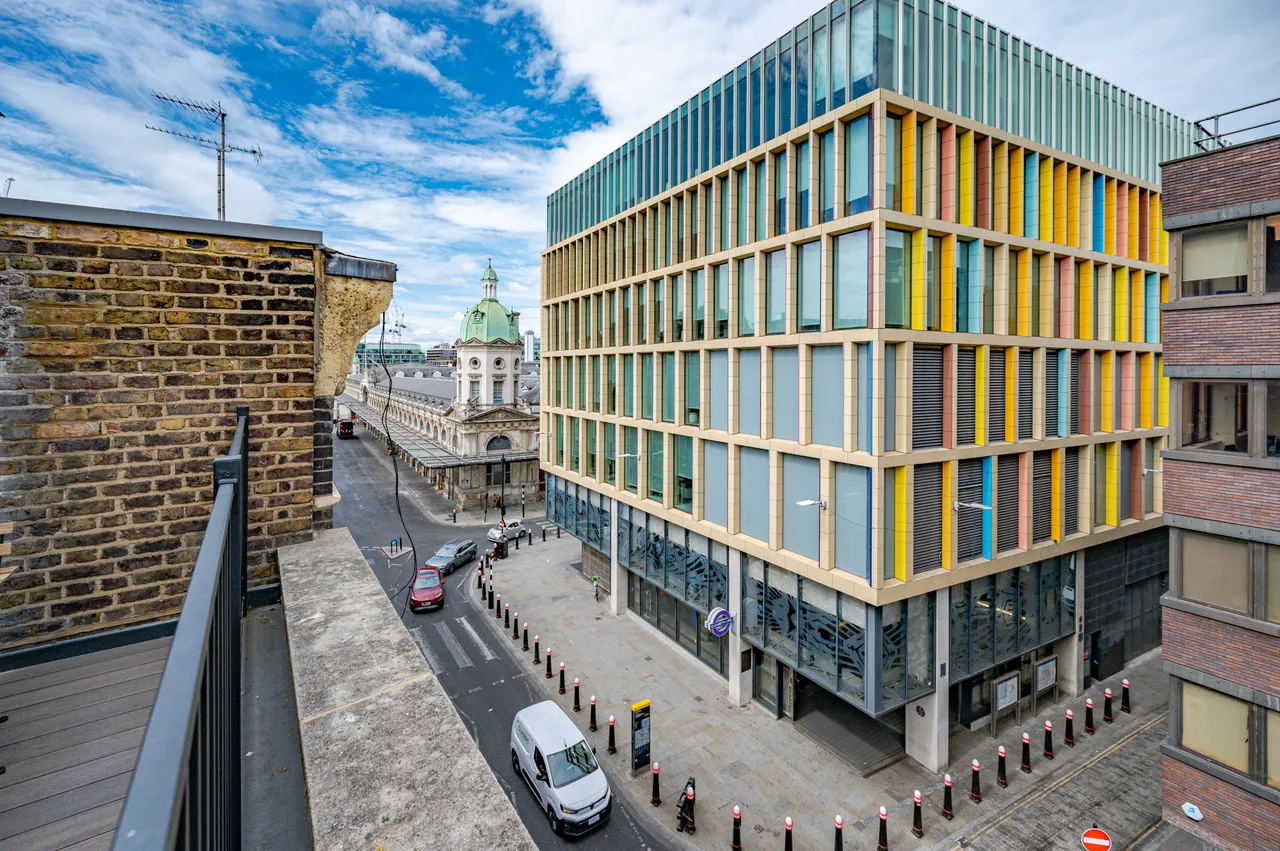Flat 3, 12 East Passage, London, photo 8
