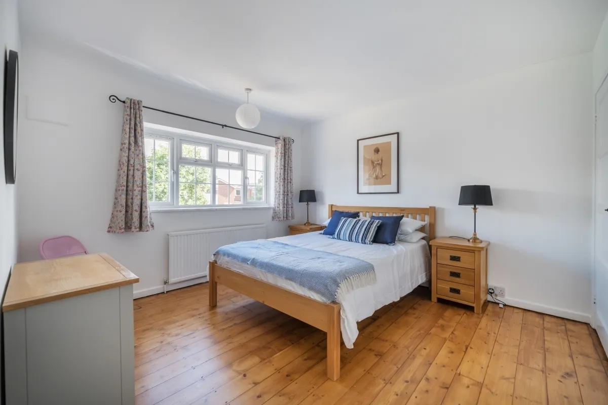 Manor Road North, Thames Ditton, KT7, photo 13