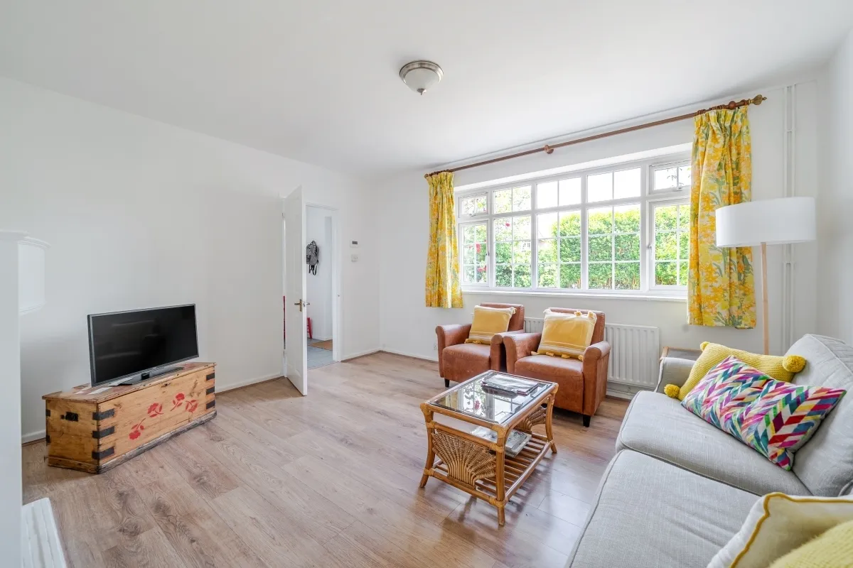 Manor Road North, Thames Ditton, KT7, photo 4