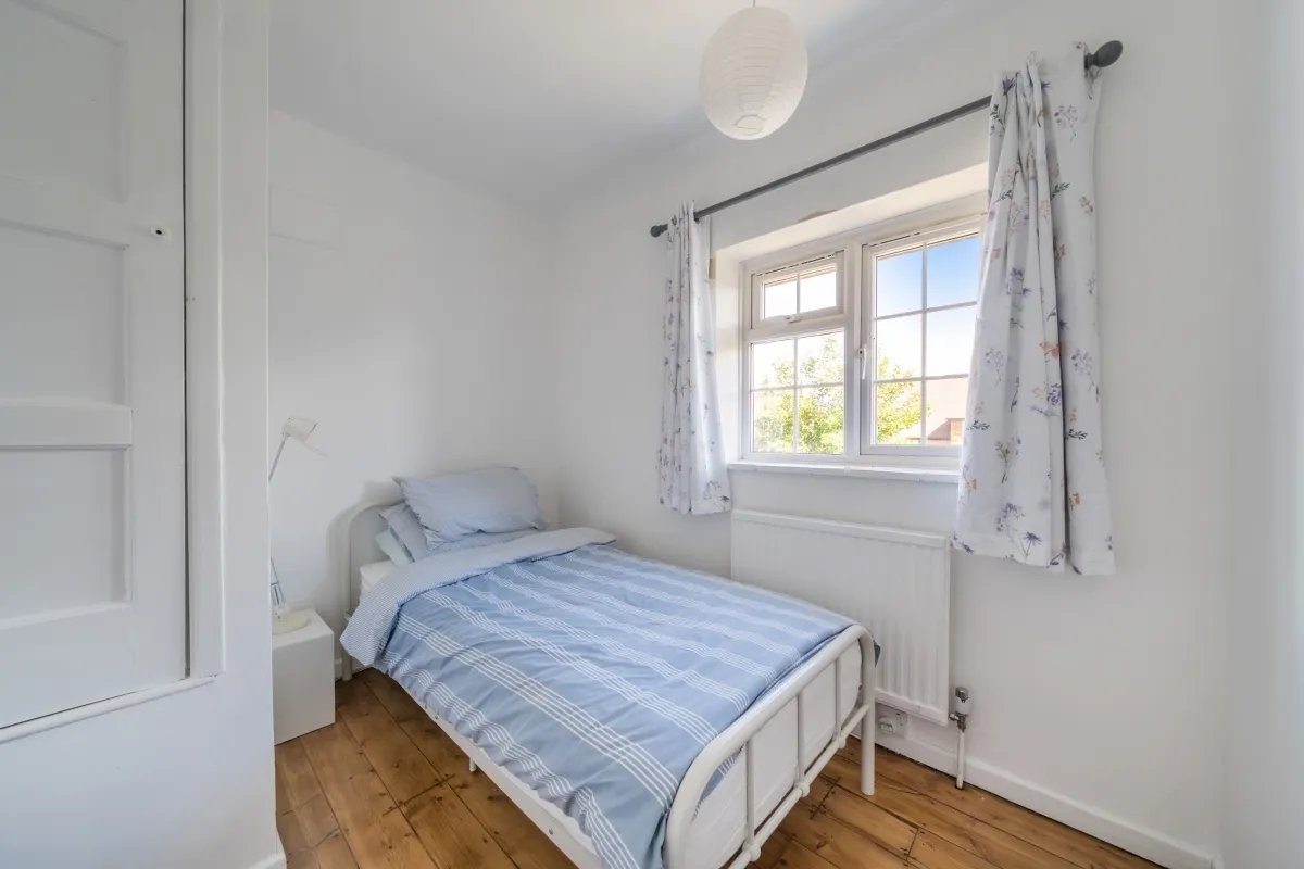 Manor Road North, Thames Ditton, KT7, photo 16