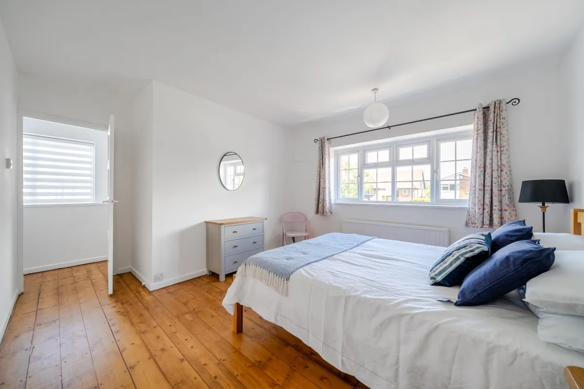 Manor Road North, Thames Ditton, KT7, photo 14