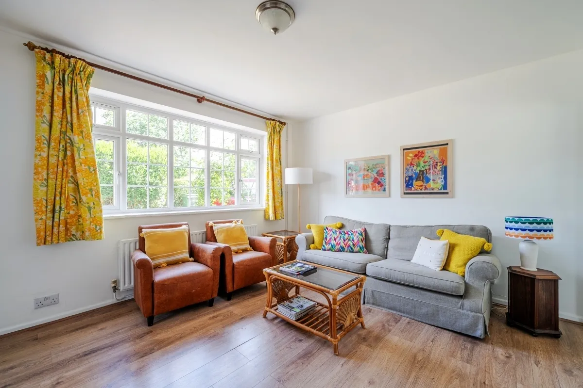 Manor Road North, Thames Ditton, KT7, photo 2