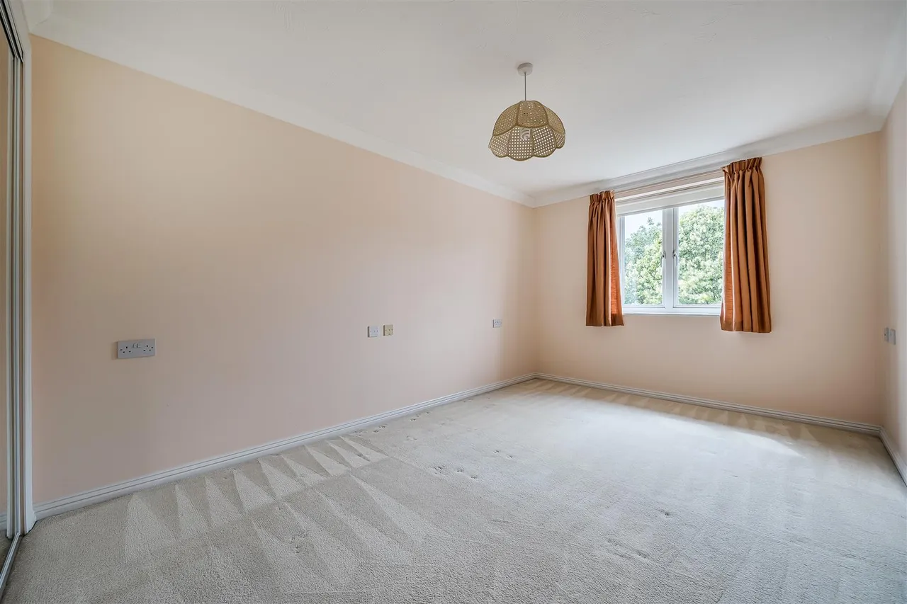 Tylers Close, Lymington, SO41, photo 6