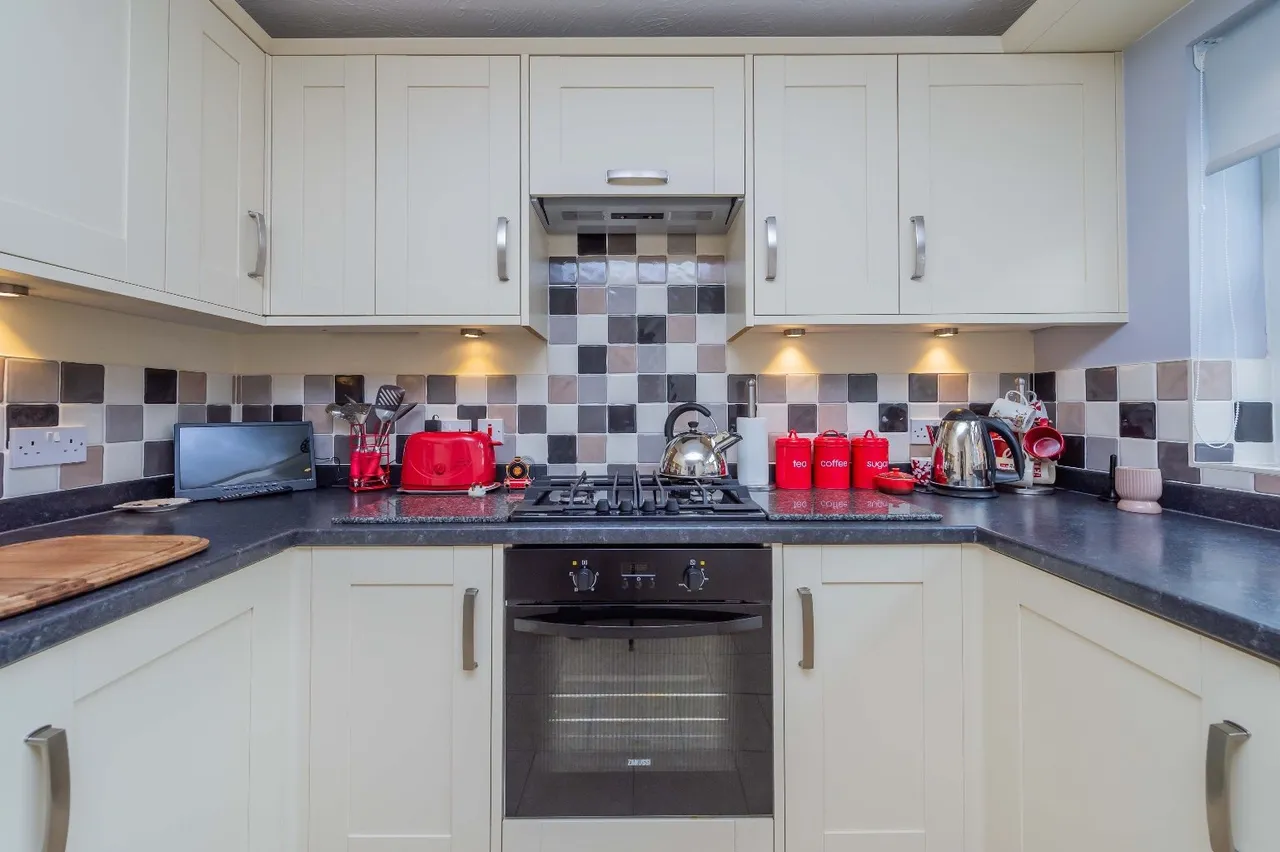 Merganser Close, Apley, Telford TF1 6SG, photo 5