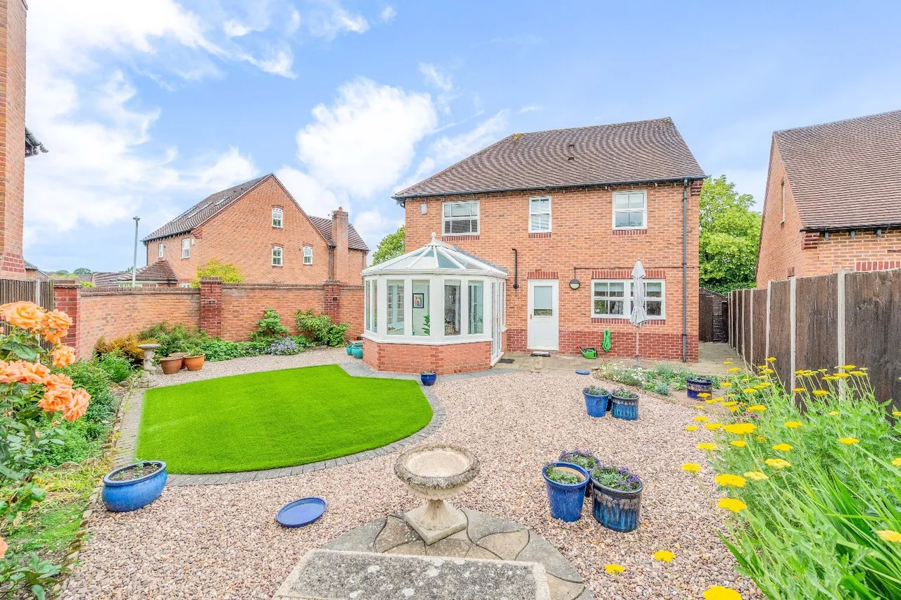 Merganser Close, Apley, Telford TF1 6SG, photo 4