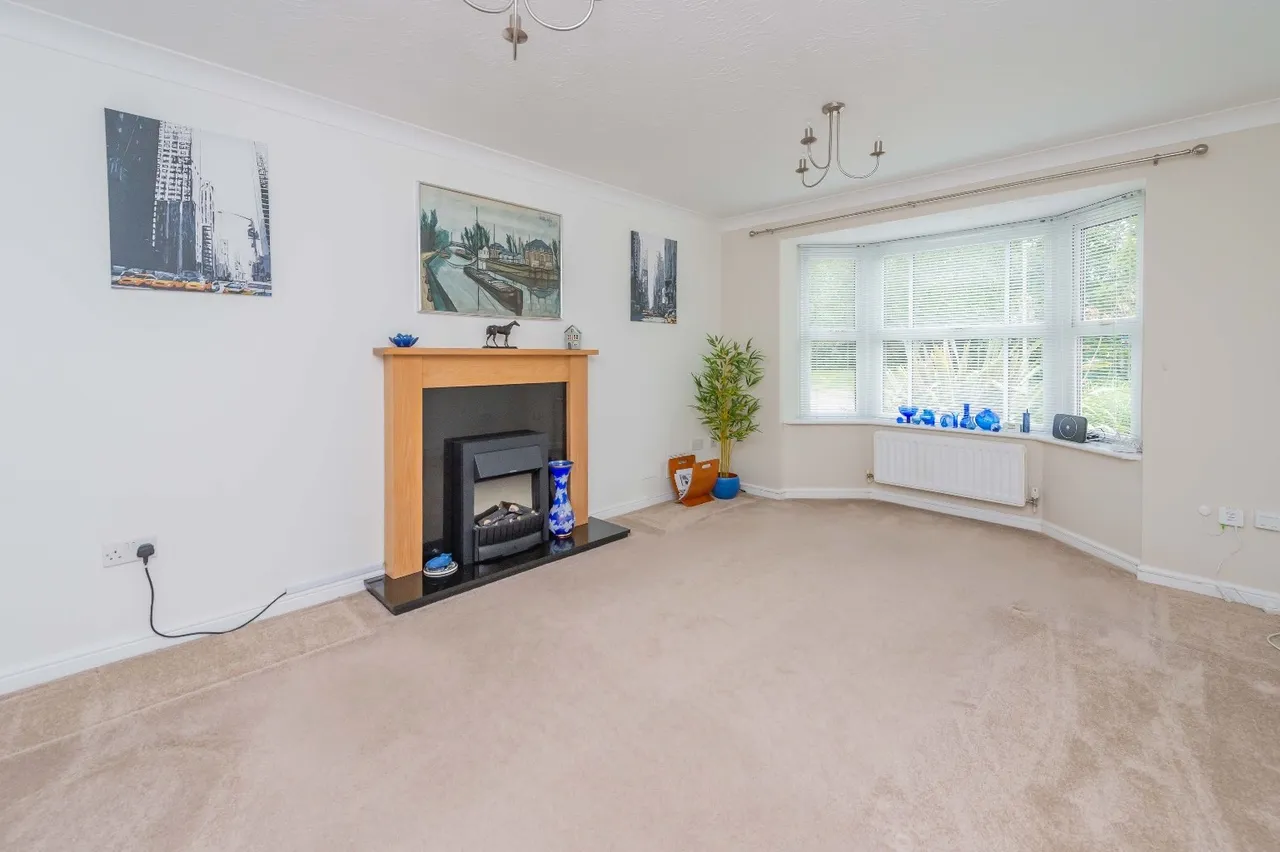 Merganser Close, Apley, Telford TF1 6SG, photo 3