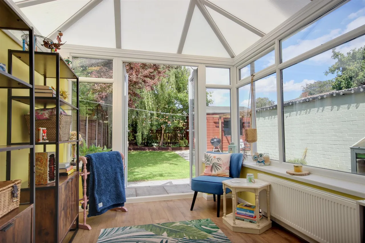 Langdale Crescent, Cottingham, photo 5