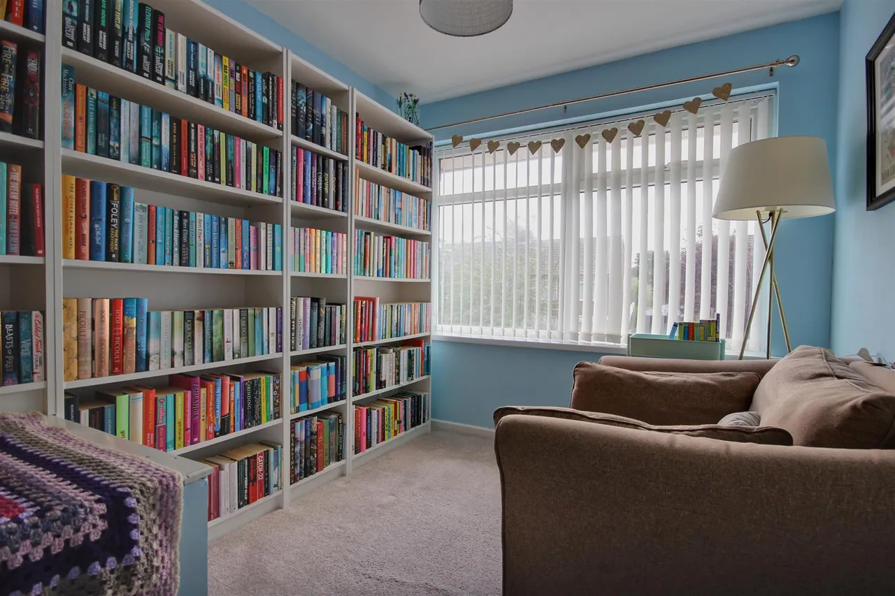 Langdale Crescent, Cottingham, photo 8