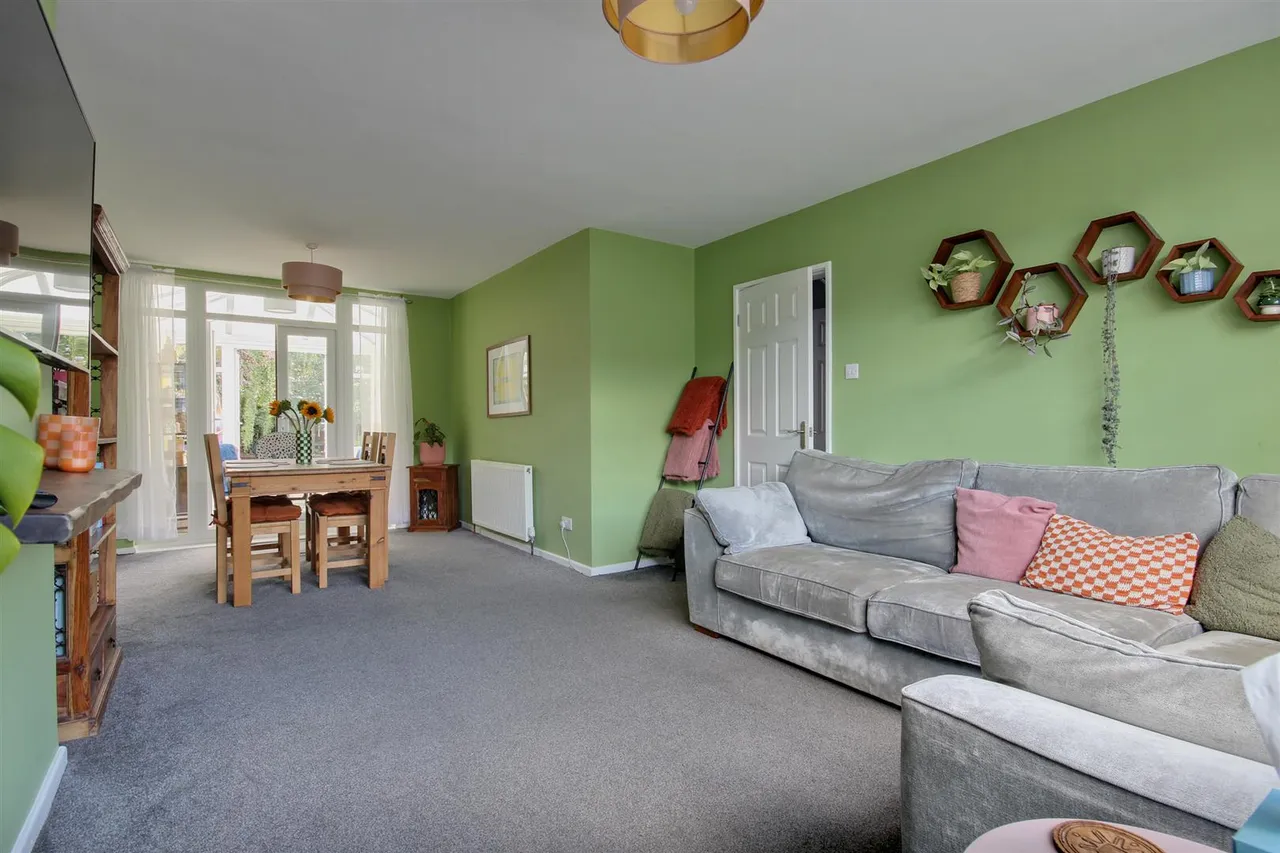 Langdale Crescent, Cottingham, photo 12