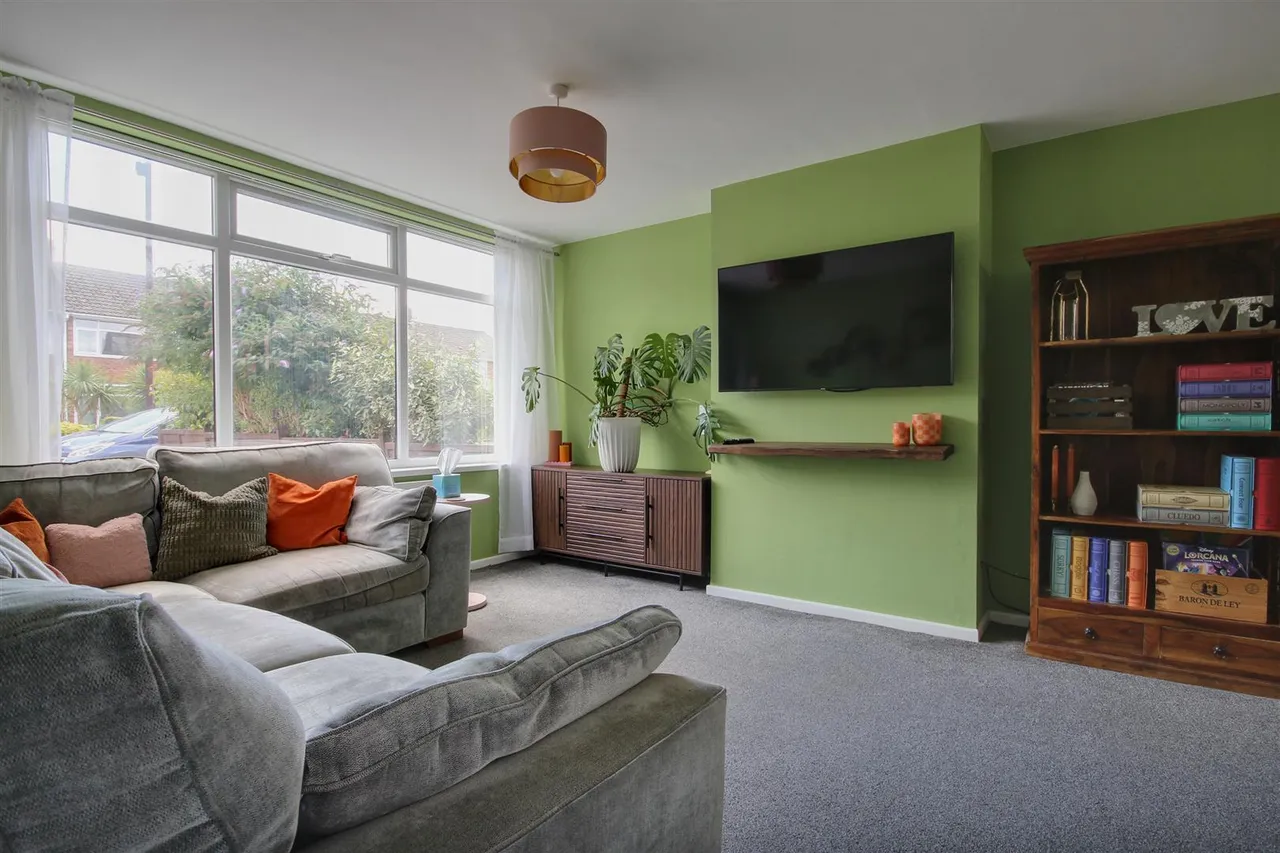 Langdale Crescent, Cottingham, photo 2