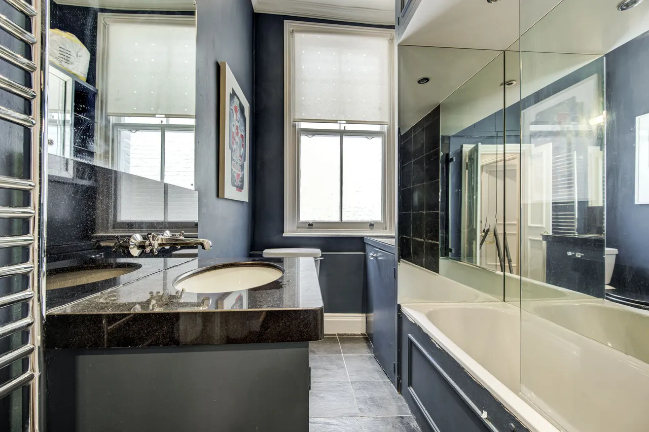 Flat 7, 212 Old Brompton Road, London, photo 6