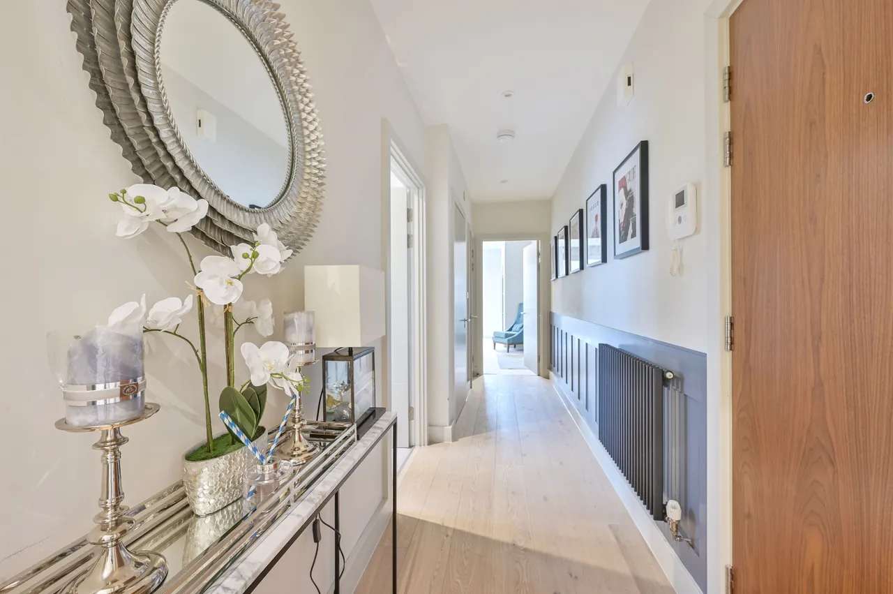 Flat 1, 2 Wellsborough Mews, London, photo 6