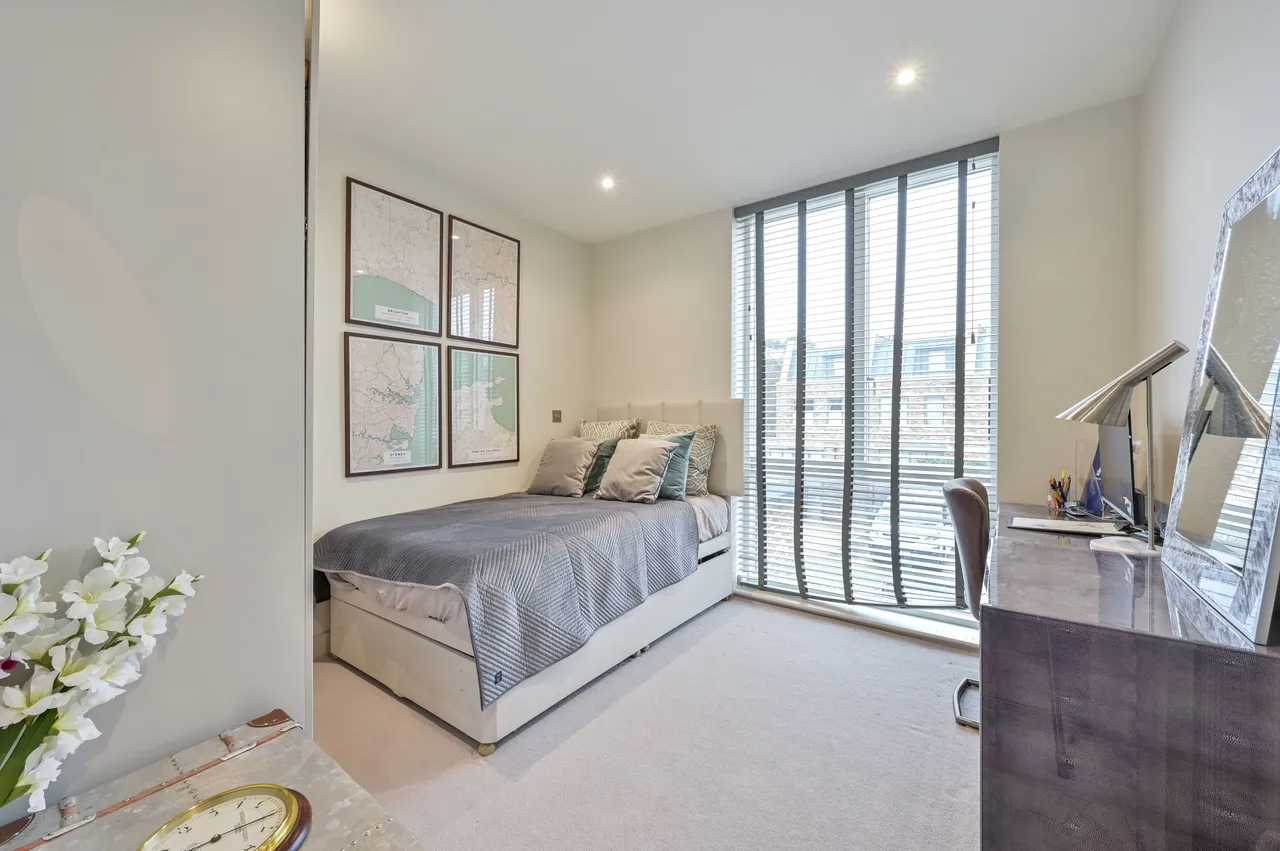 Flat 1, 2 Wellsborough Mews, London, photo 11