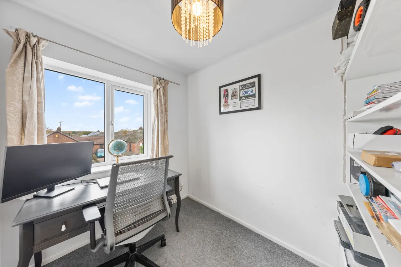 Beechmore, Moore, Warrington, Warrington, WA4 6UE, photo 17