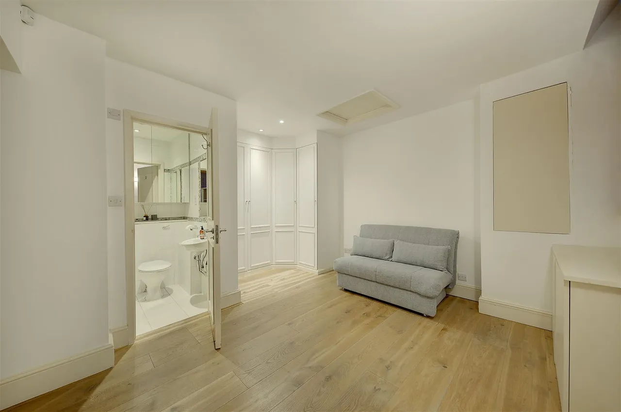 Hamilton Terrace, St John's Wood, London, NW8 9QX, photo 4