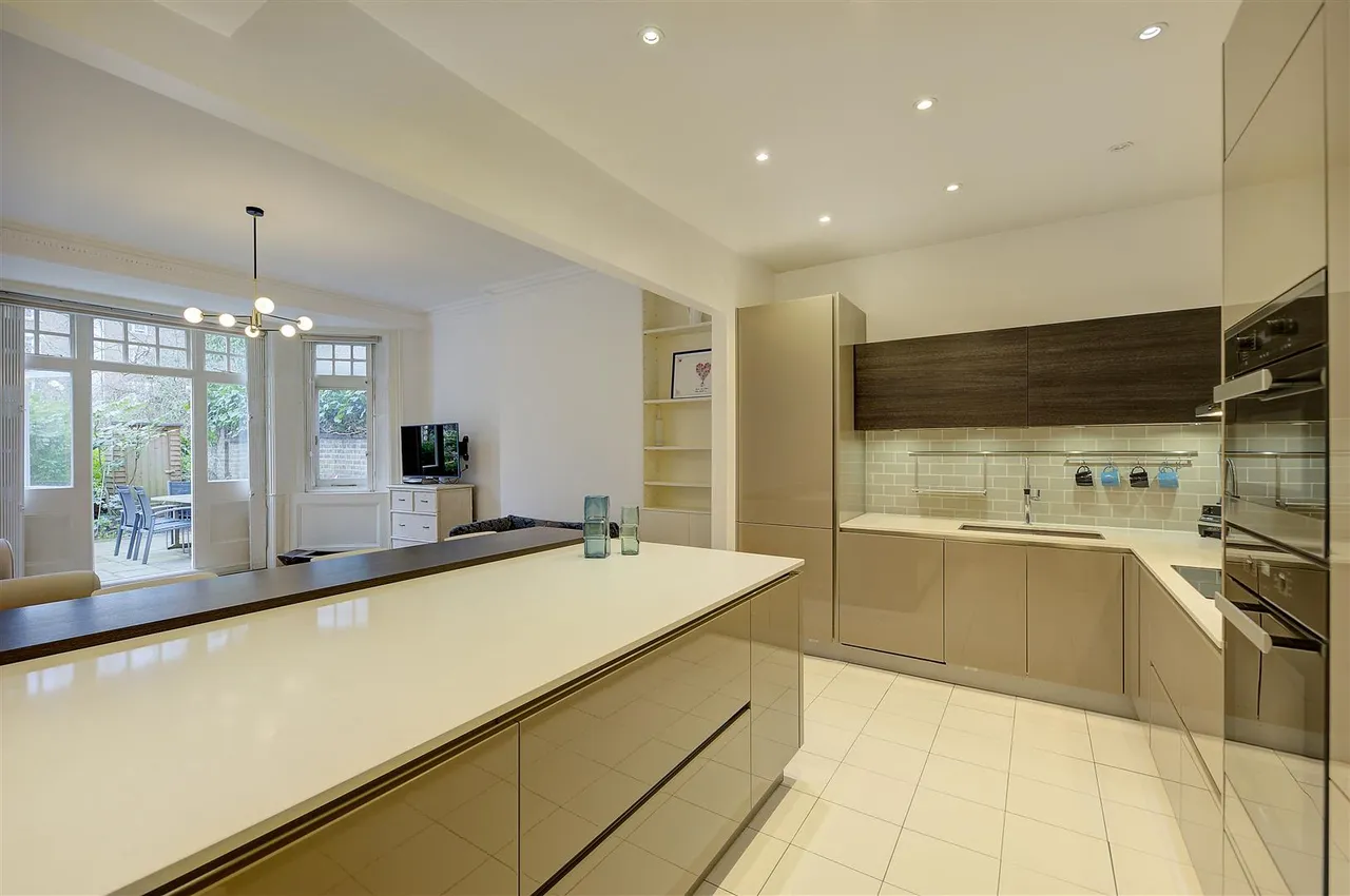 2 bed flat for sale — Hamilton Terrace, St John's Wood, London, NW8 9QX