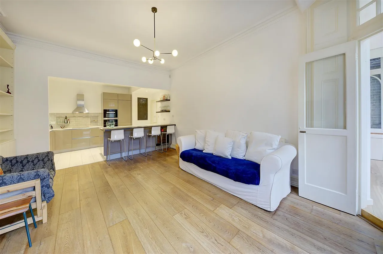 Hamilton Terrace, St John's Wood, London, NW8 9QX, photo 3