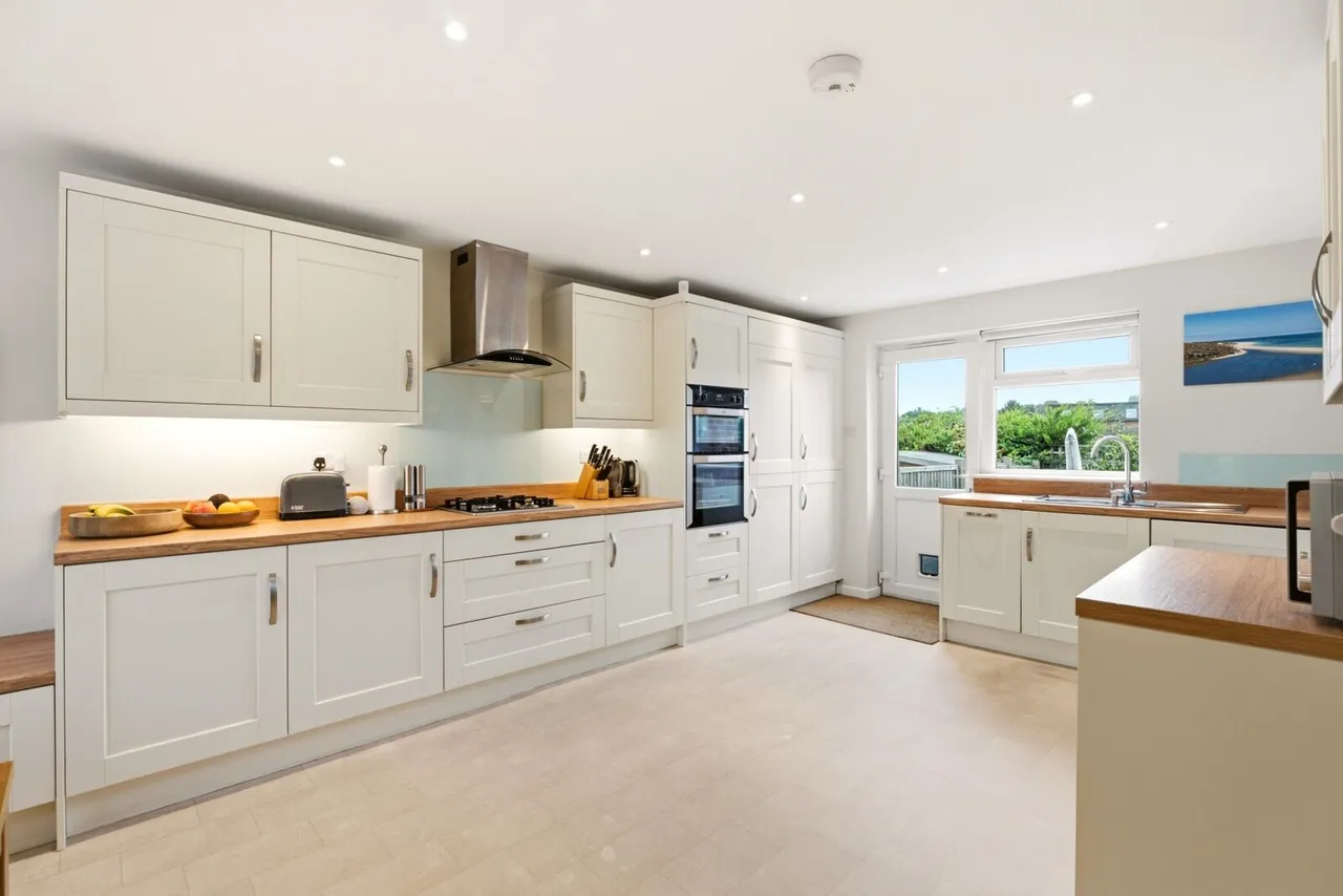 Churchfield, Harpenden, AL5, photo 2