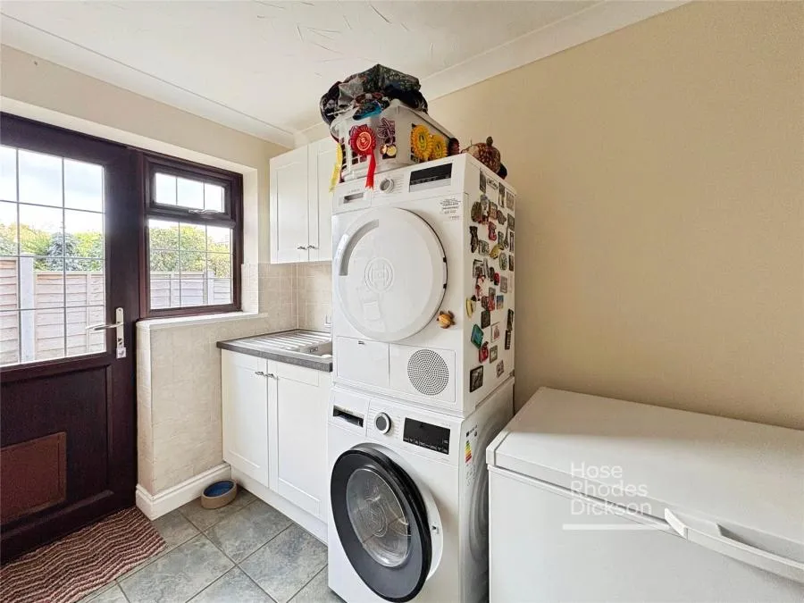 Pondwell Hill, Ryde, PO33, photo 10