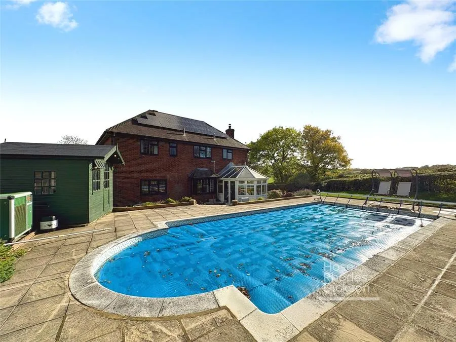 Pondwell Hill, Ryde, PO33, photo 24
