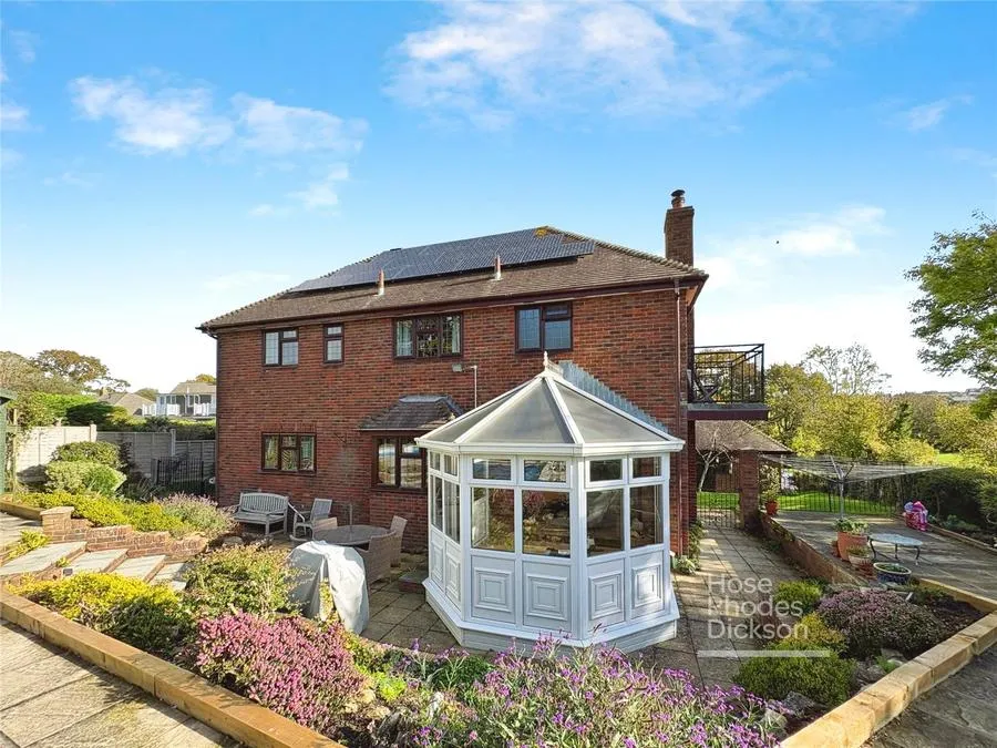 Pondwell Hill, Ryde, PO33, photo 28