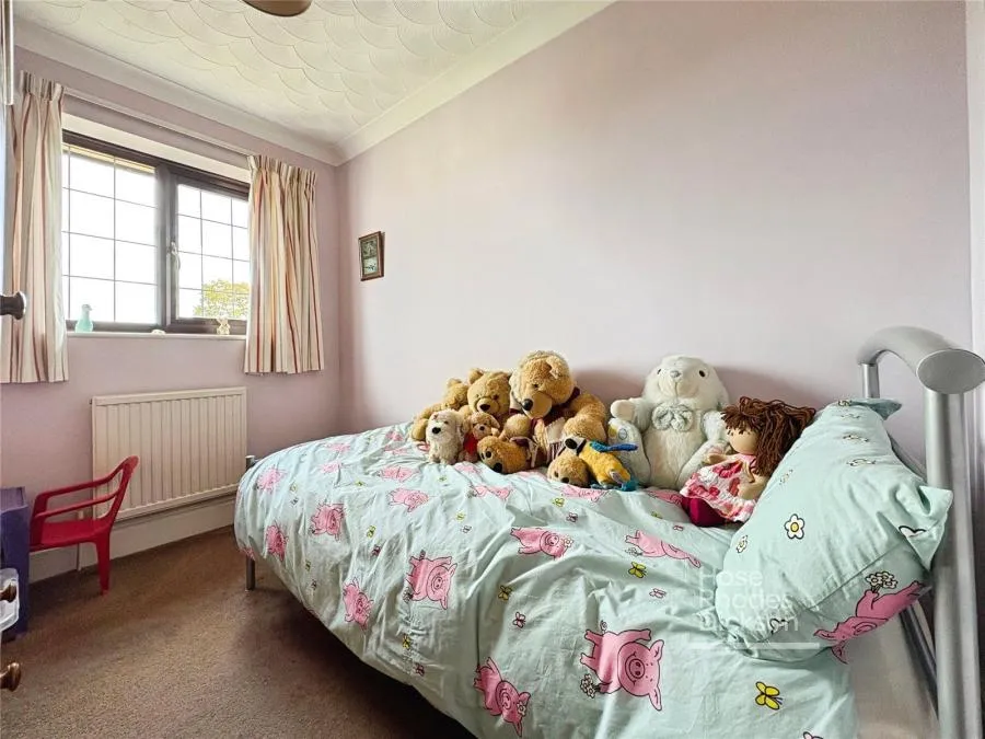 Pondwell Hill, Ryde, PO33, photo 18