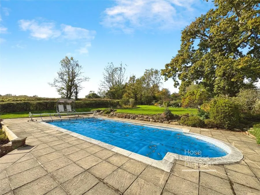 Pondwell Hill, Ryde, PO33, photo 2