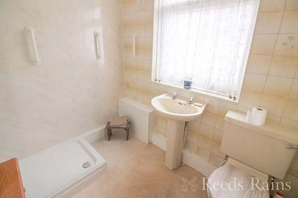 Hooton Road, Hooton, Cheshire, CH66, photo 9