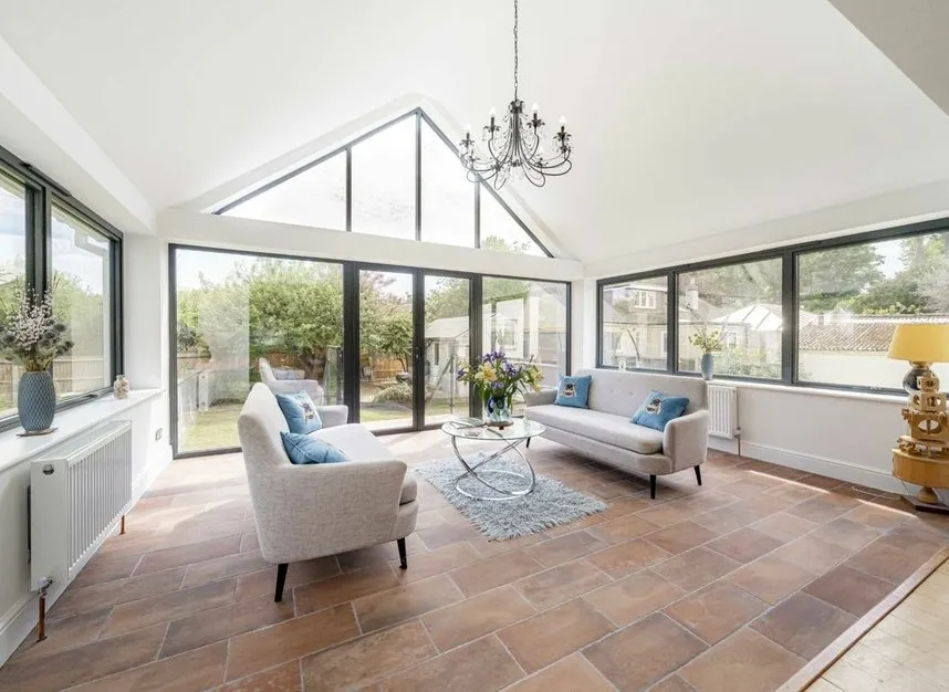 Thames Street, Sunbury-On-Thames, TW16, photo 6
