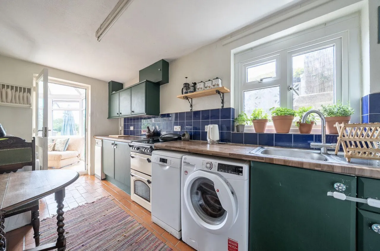 The Green, Crockerton, BA12, photo 9