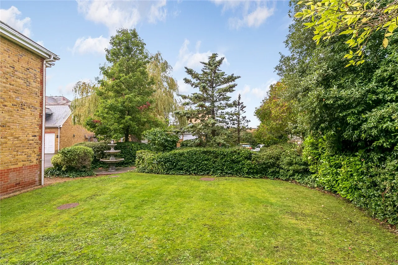 Kings Road, Richmond, TW10, photo 6