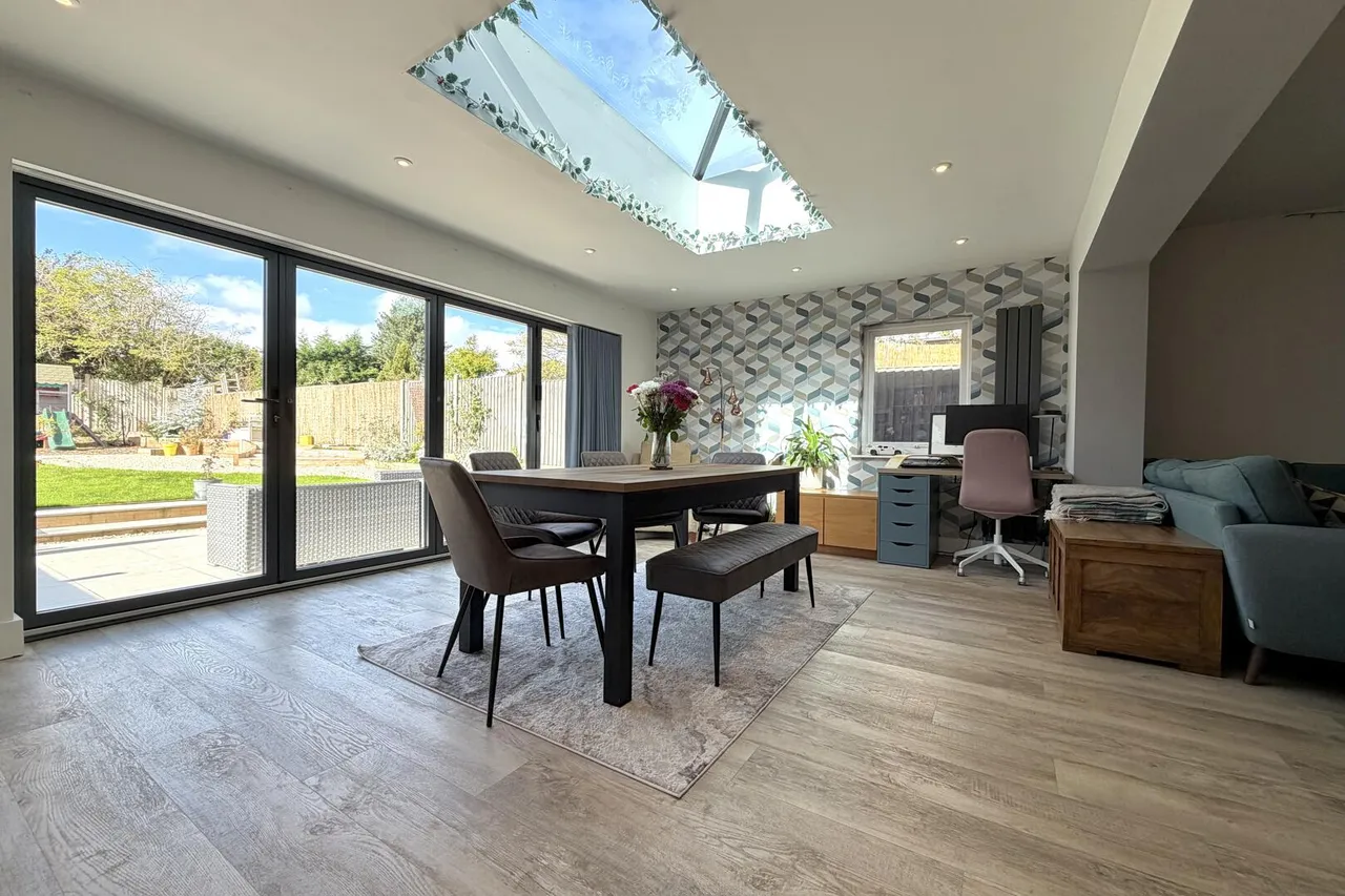3 bed house for sale, The Greenway, Hagley