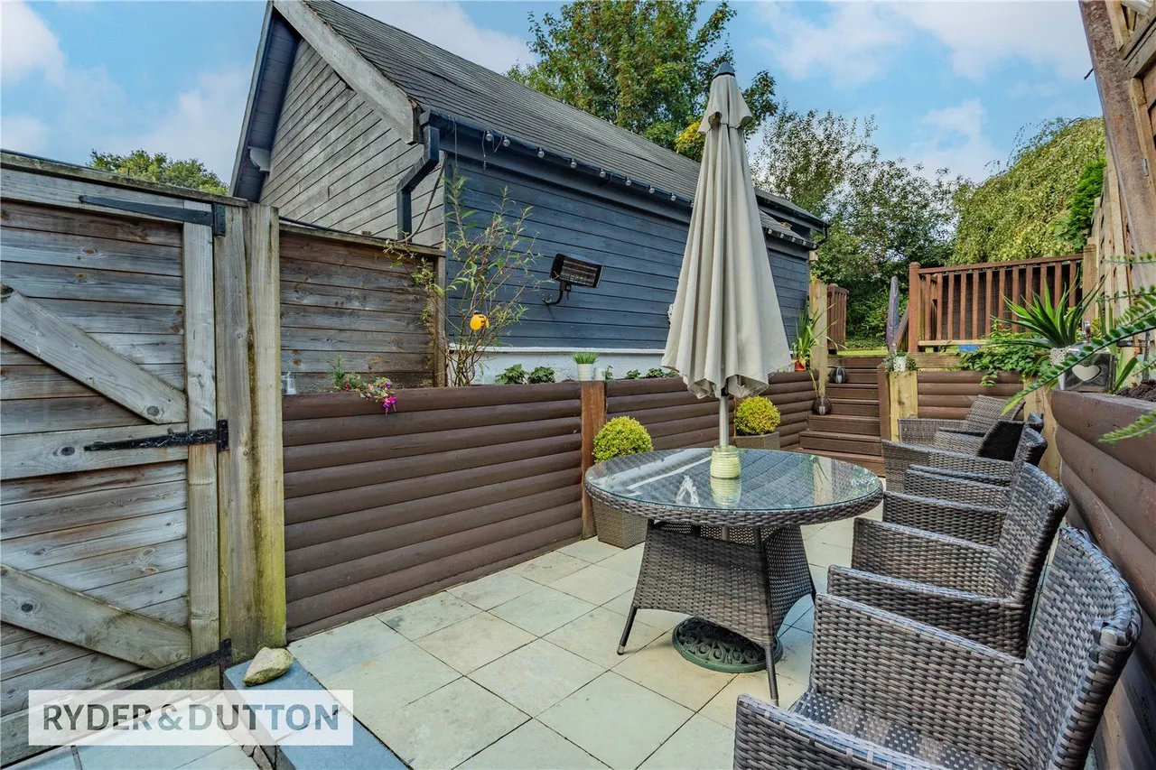Mellalieu Street, Middleton, M24, photo 41