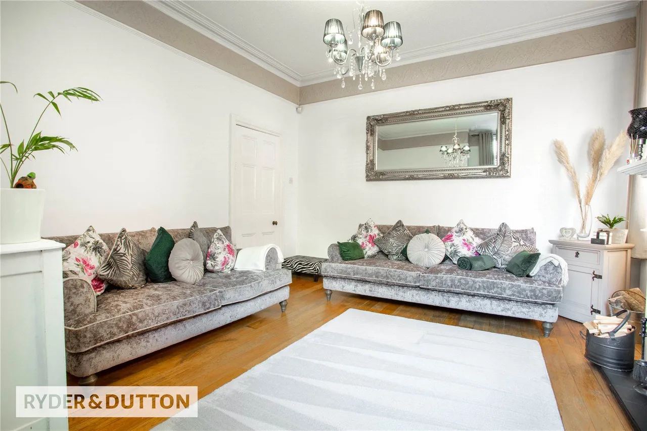 Mellalieu Street, Middleton, M24, photo 5