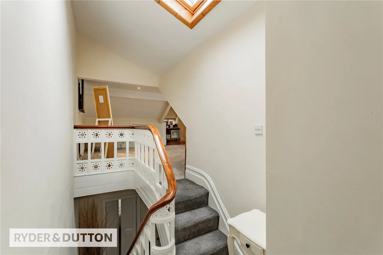 Mellalieu Street, Middleton, M24, photo 37