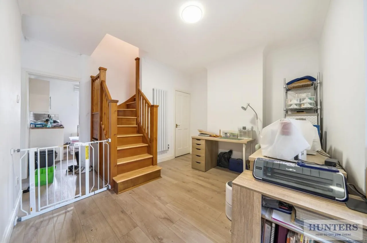 Bexley Road, Nortumberland Heath, DA8, photo 12