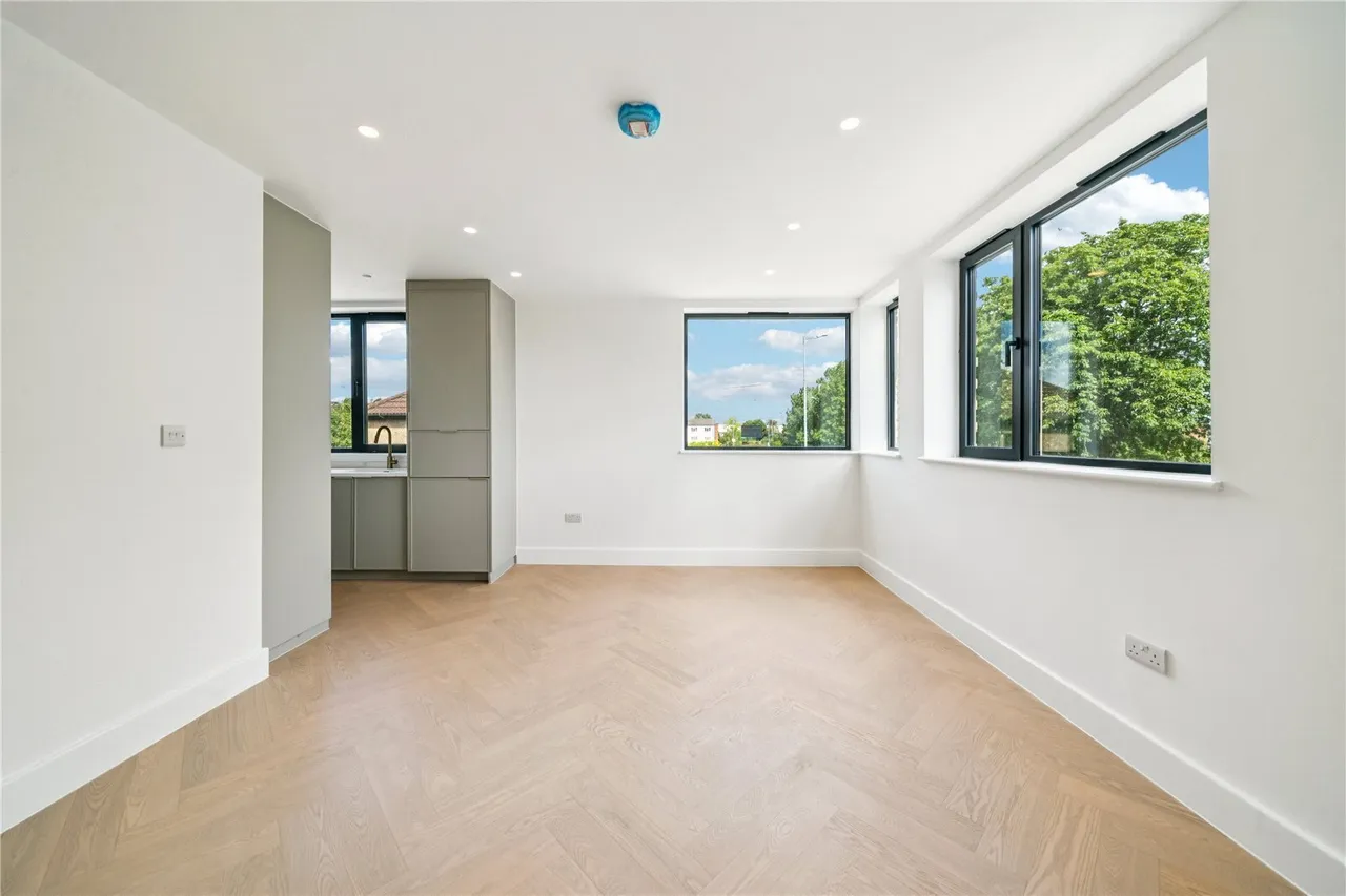 Durnsford Road, London, SW19, photo 8