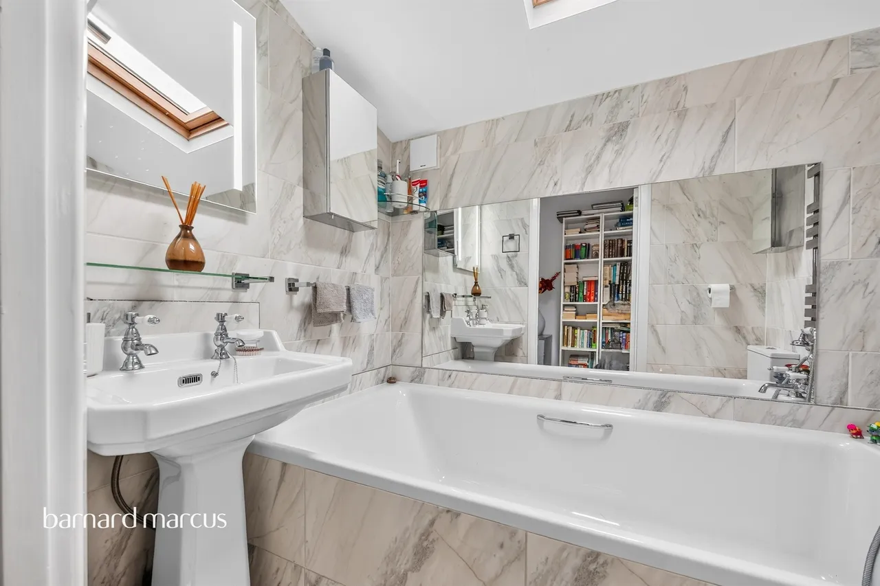 Cobden Road, London, SE25, photo 19