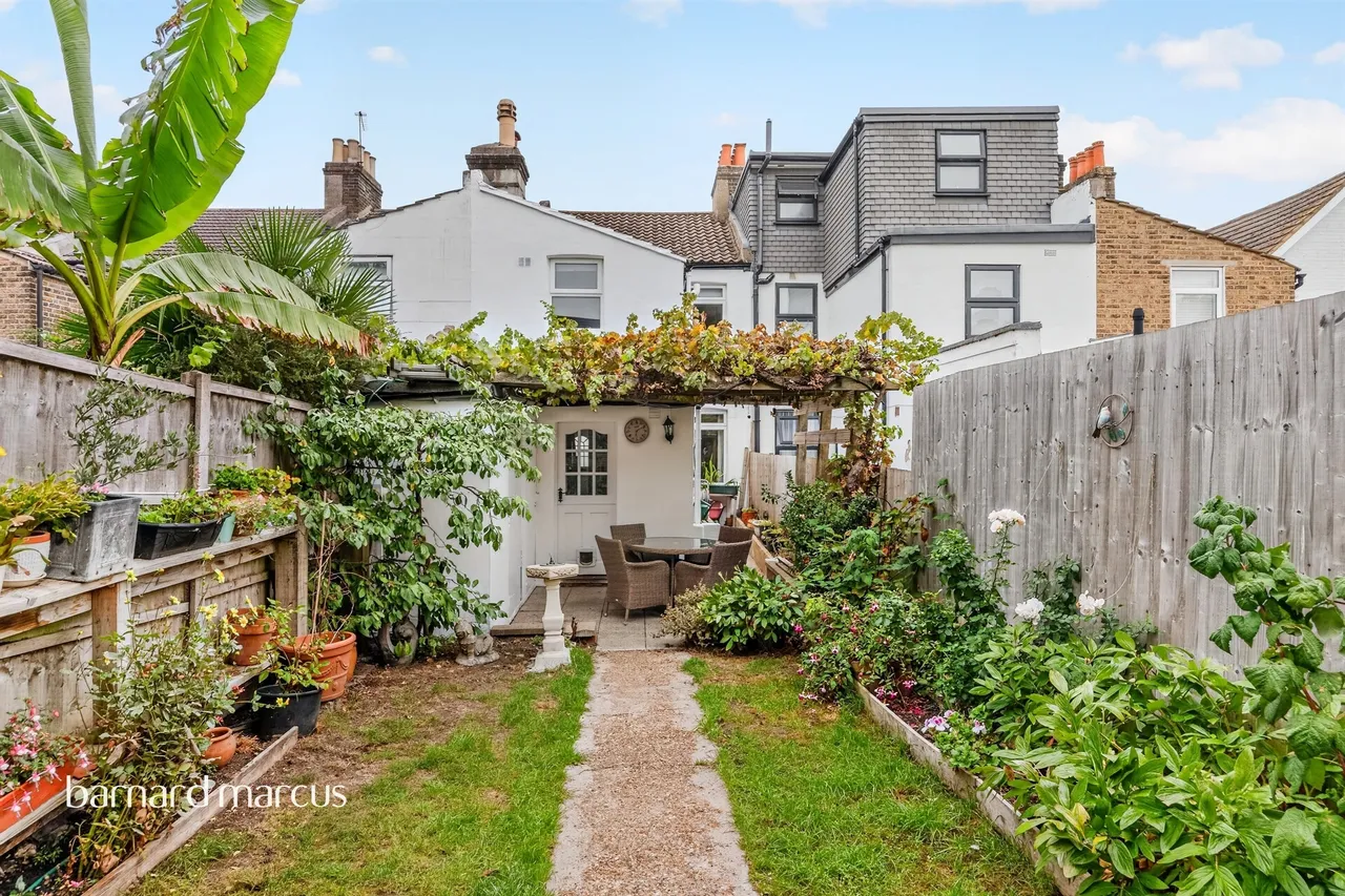 Cobden Road, London, SE25, photo 22