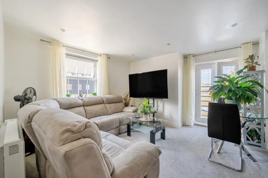 Ilsley Road, Basingstoke, RG24, photo 2