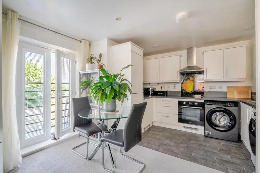 Ilsley Road, Basingstoke, RG24, photo 3