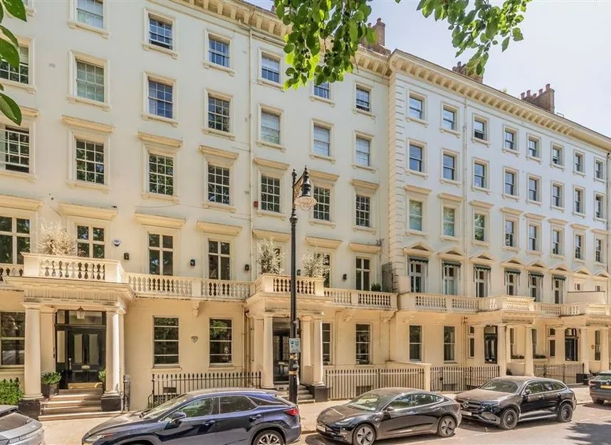 3 bed flat for sale — Warwick Square, London, SW1V
