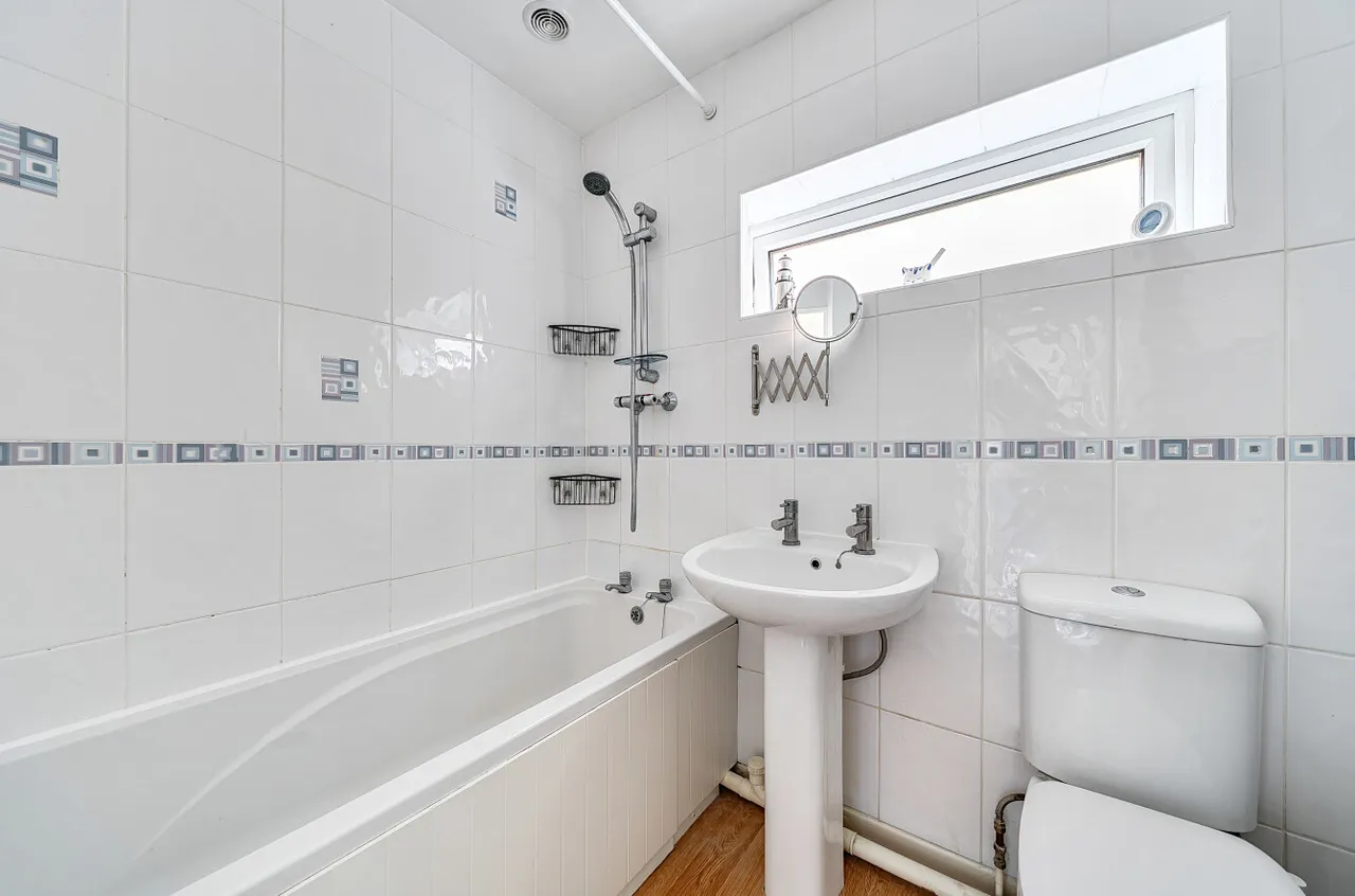 Bluett Road, Wellington, TA21, photo 9