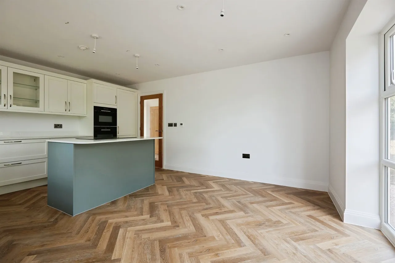 Pond Walk, Stalbridge, DT10, photo 12