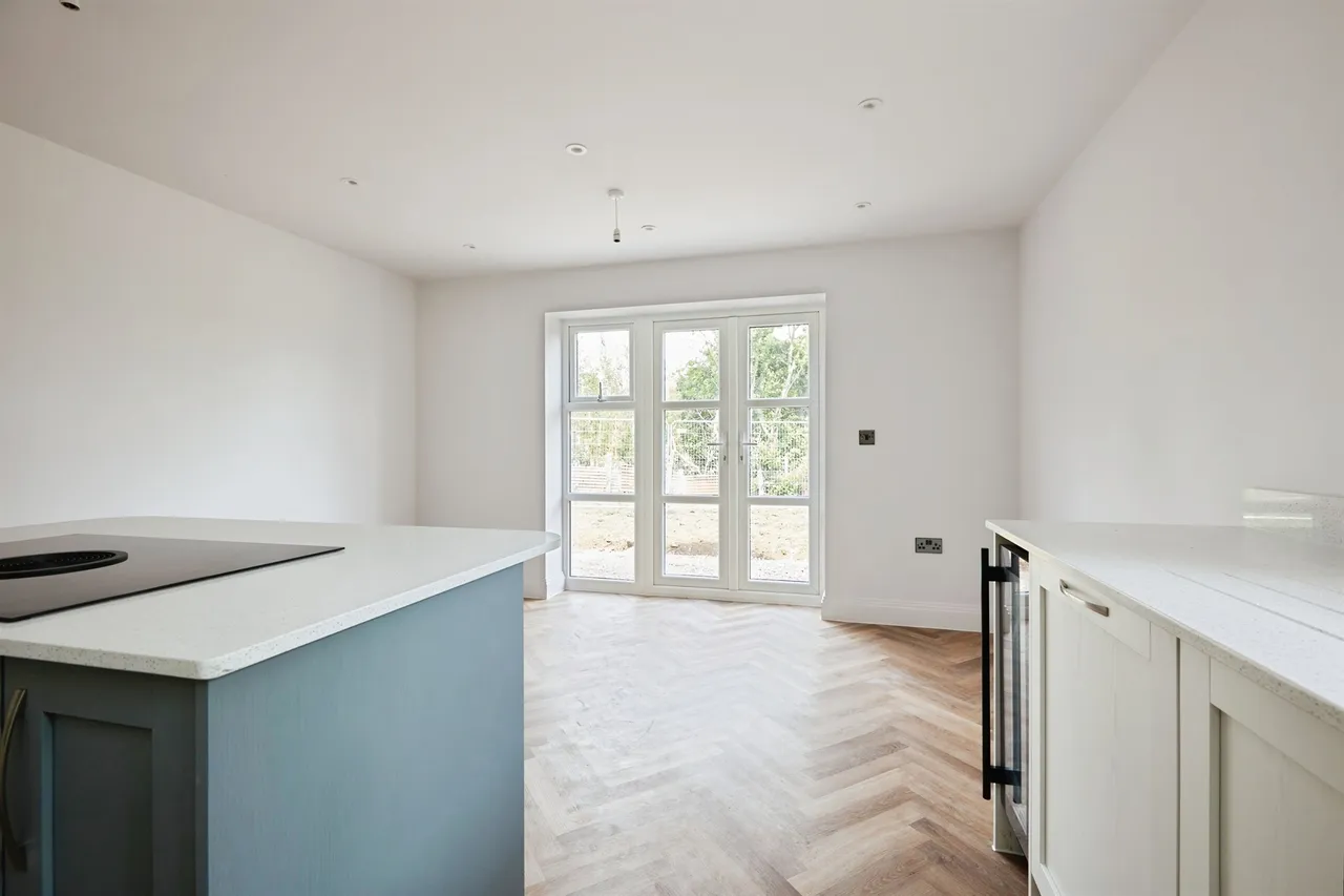 Pond Walk, Stalbridge, DT10, photo 11