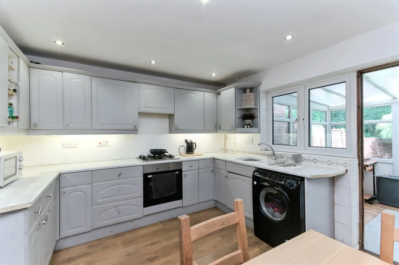 Shalfleet Close, Eastbourne, BN23, photo 6