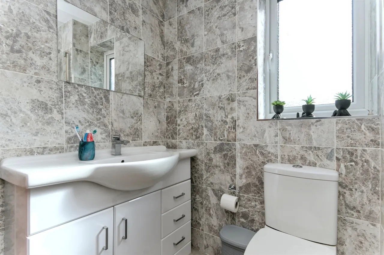 Shalfleet Close, Eastbourne, BN23, photo 14