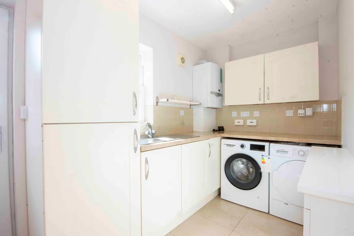 Shire Lane, Chorleywood, WD3, photo 9